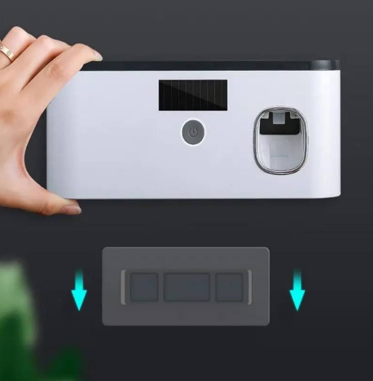 Electric toothbrush UV sterilizerilizarion dispenser