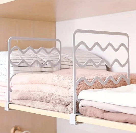 Shelves dividers .