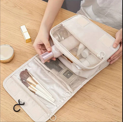 Foldable make-up/ cosmetic bag