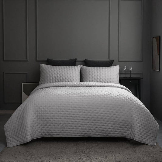 Quilted Coverlet Bedspread