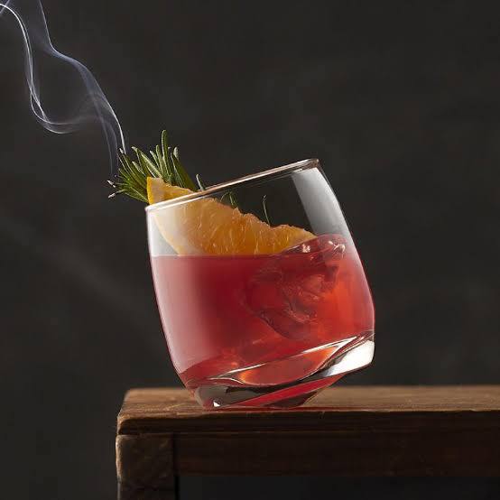 Quality Falling Tilting Cuba Glass