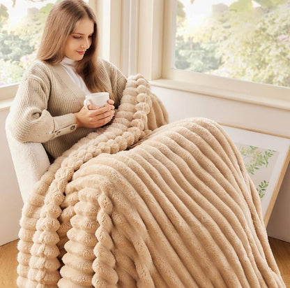Soft Bubble Winter Throw Blanket Plain