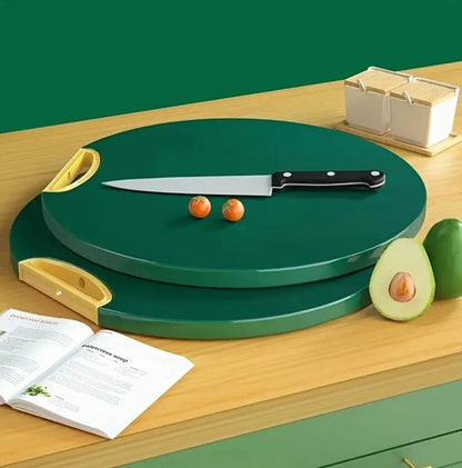 The divinext imex plastic round chopping board.