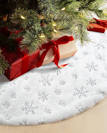 Christmas tree skirt