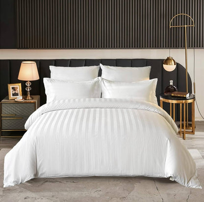 Stripped duvet cover with