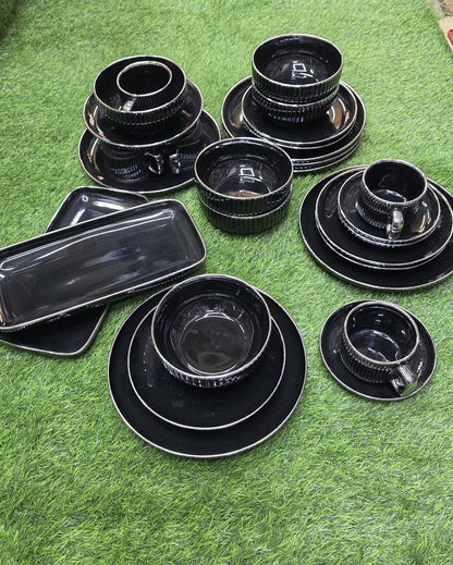 Elegant  European Porcelain Dinner set