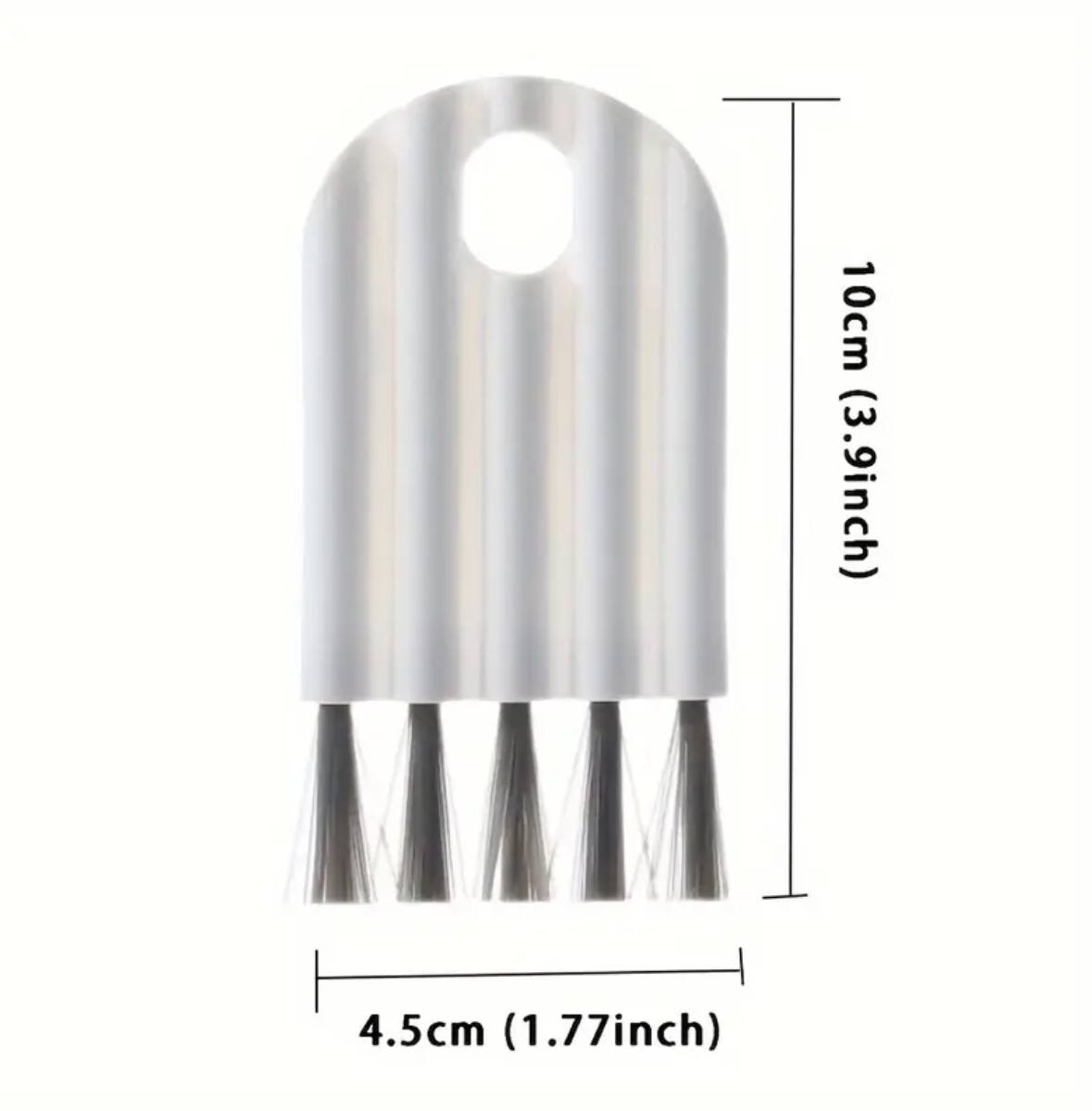 Multifunctional flexible gap brush