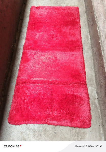 Fluffy bed side mat