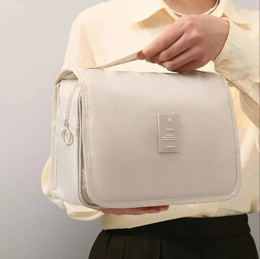 Foldable make-up/ cosmetic bag