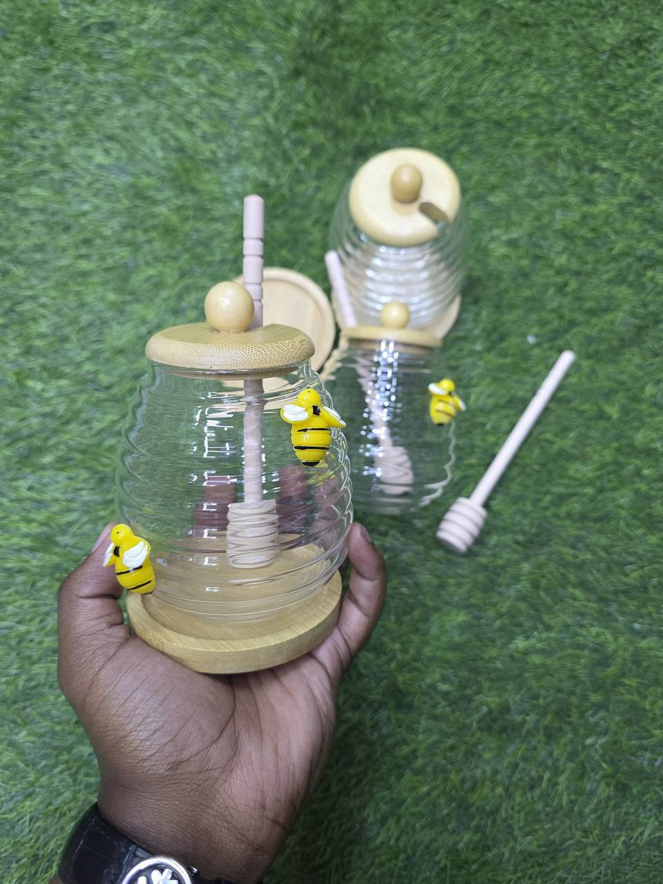 Honey canister container lid and stiring rod