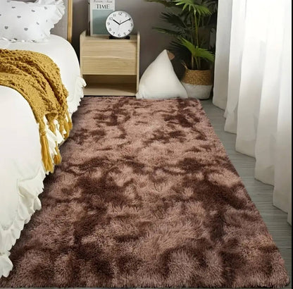 Fluffy bed side mat