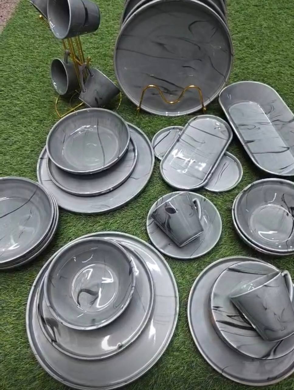 39pcs Dinner set Elegant Double Glaze European Porcelain Dinner set