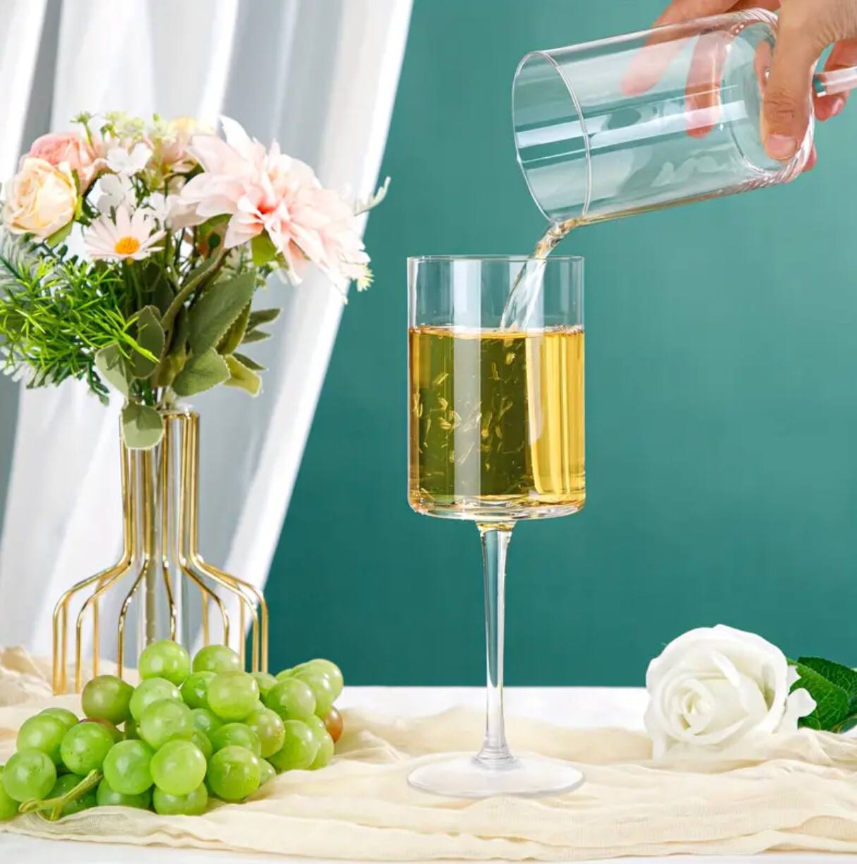 Champagne Flutes
A pair.