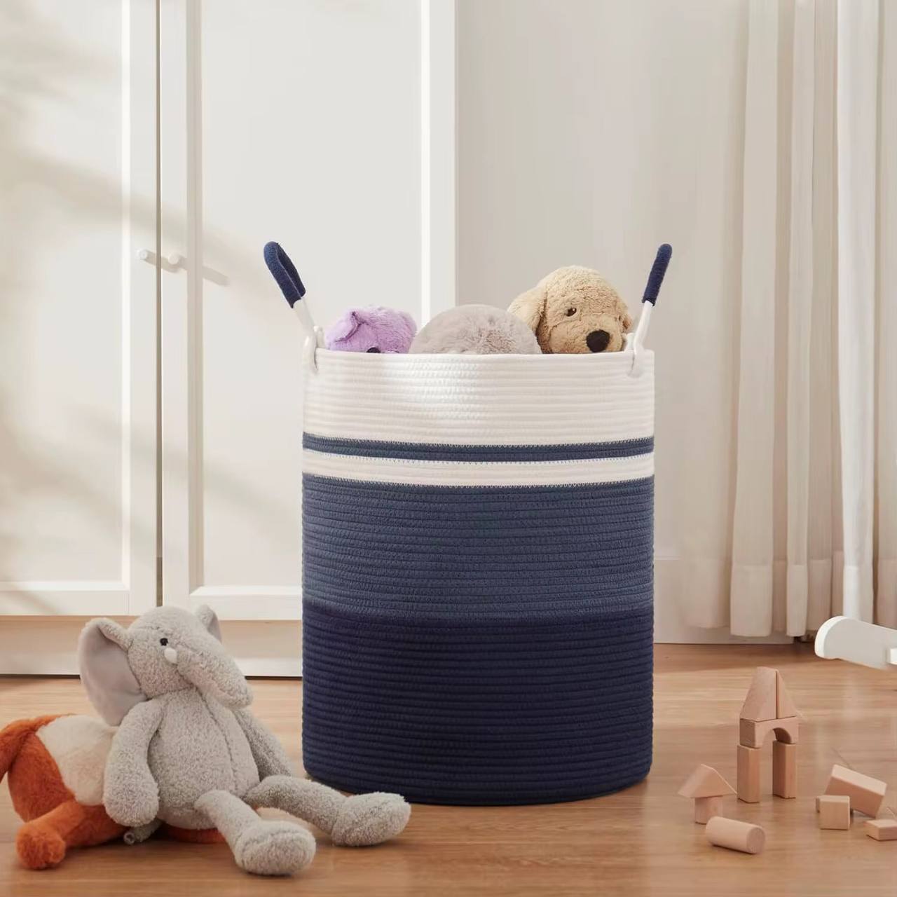 Non woven basket