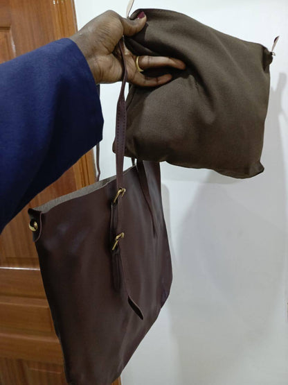 Minimalist tote with inside pouch