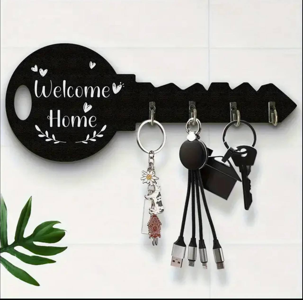 Wall mounted decorative wooden key organizer