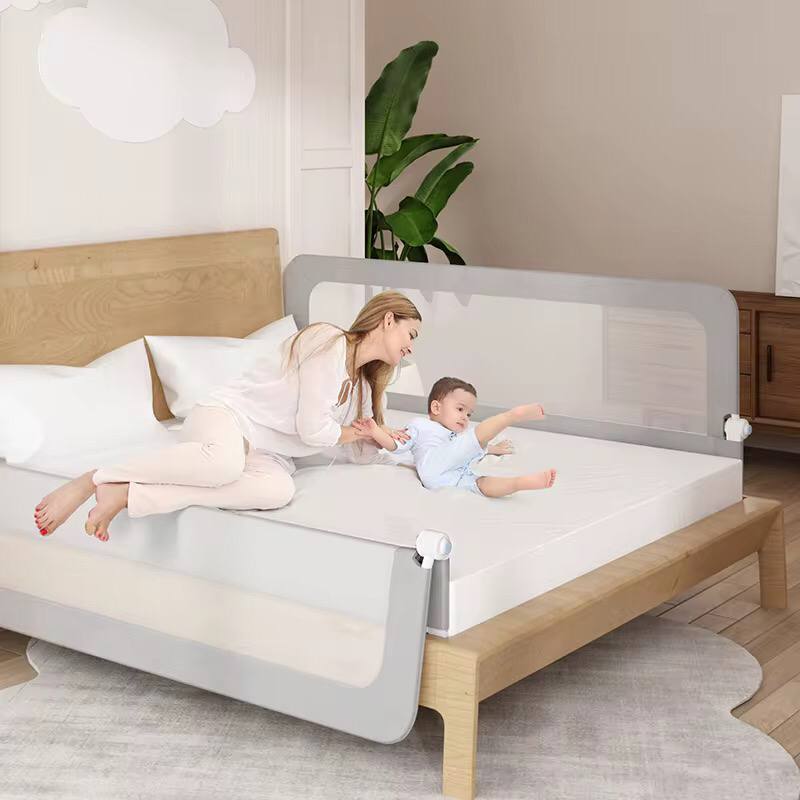 DIY Creative Foldable Baby Bed Rails