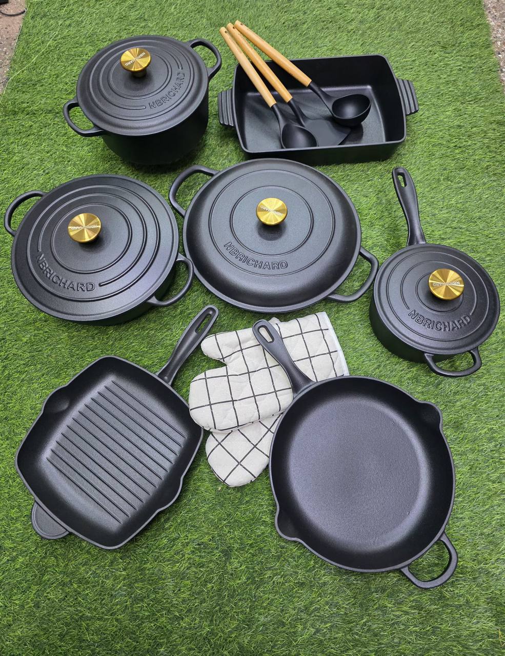 12 pcs Enamel Cast iron cooking pots