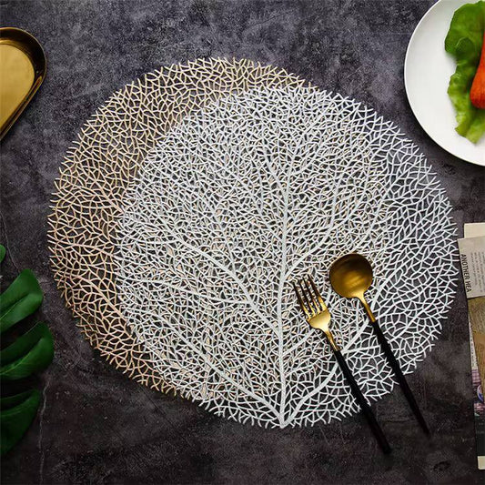 Round table mats