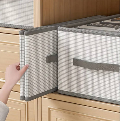 8 grid Jeans Compartment Storage Box