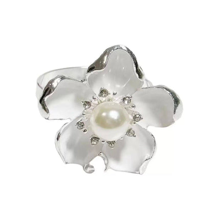 Luxurious Napkin rings
Available in 3 designs
6pc