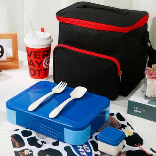 Highly insulated lunch bags .