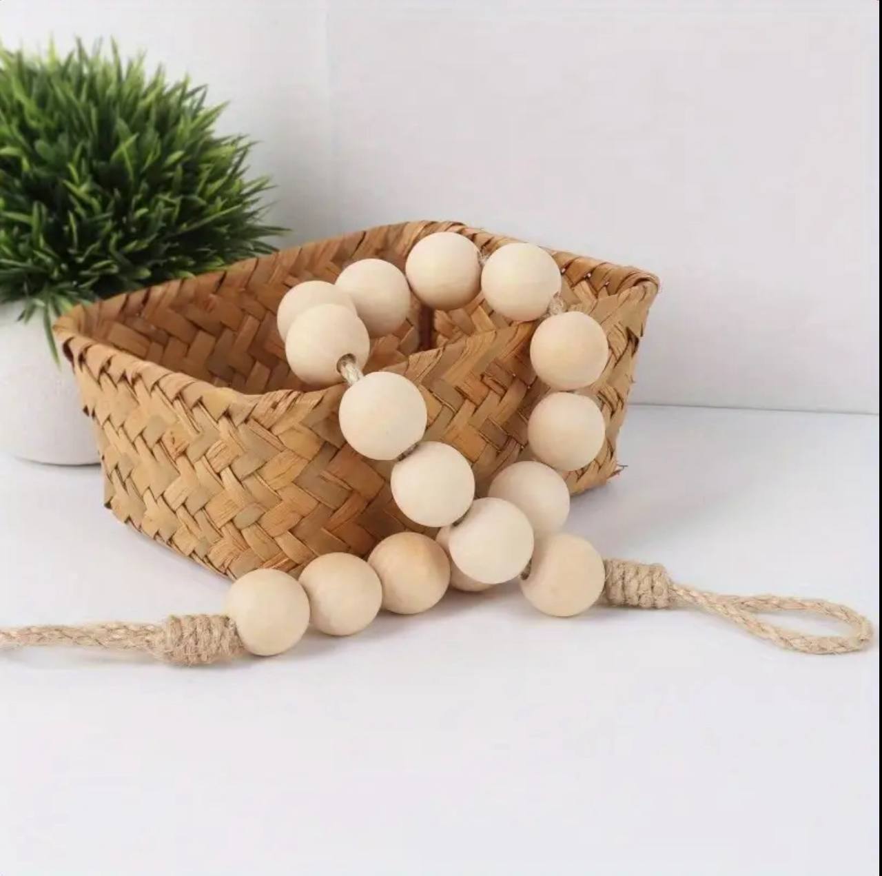 Creative natural wood beaded toilet paper roll holder