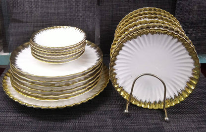 18pc Ceramic Shell Dinner Set