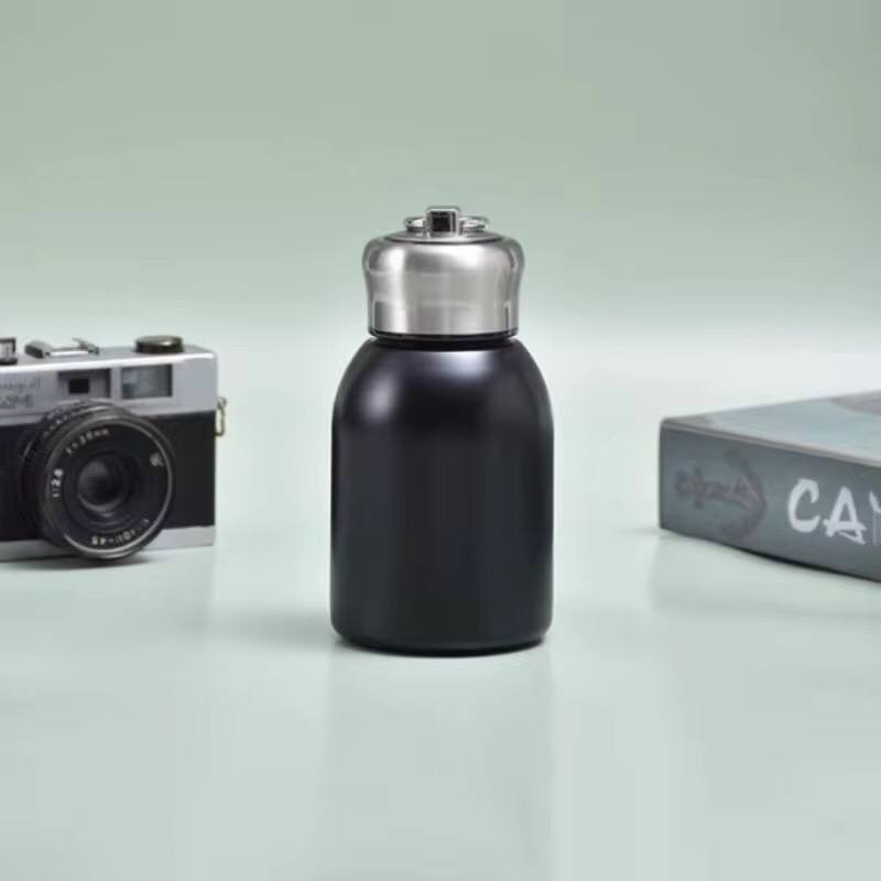 Cute 320ml Small Kids insulated leak proof thermal milk pot