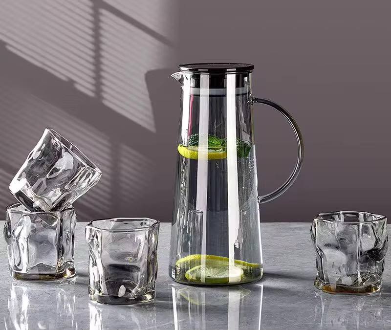 1500ml Glass Water Pitcher With Lid and 4pc Water Glasses