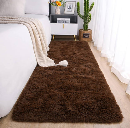 Bedside fluffy carpets