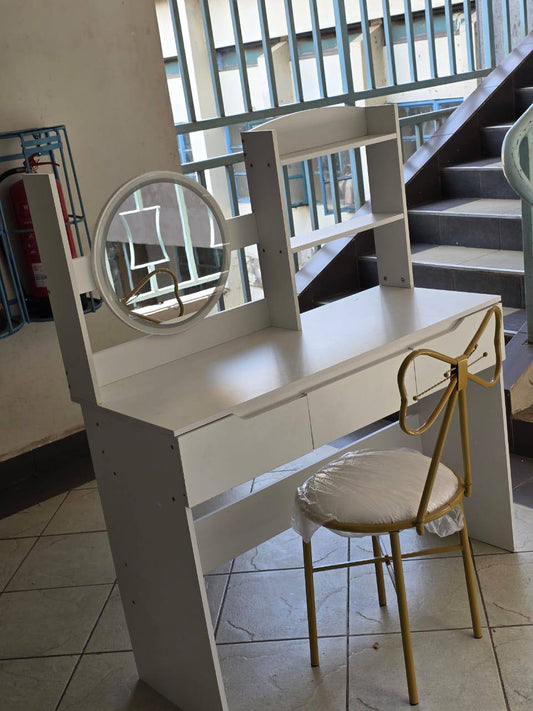 Dressing table set