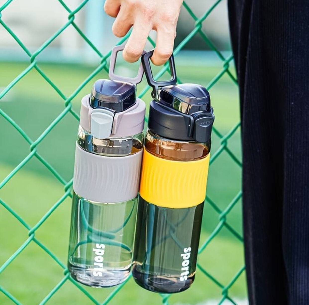 700ml Sports Water Bottle.