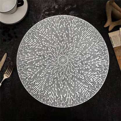 Round table mats
