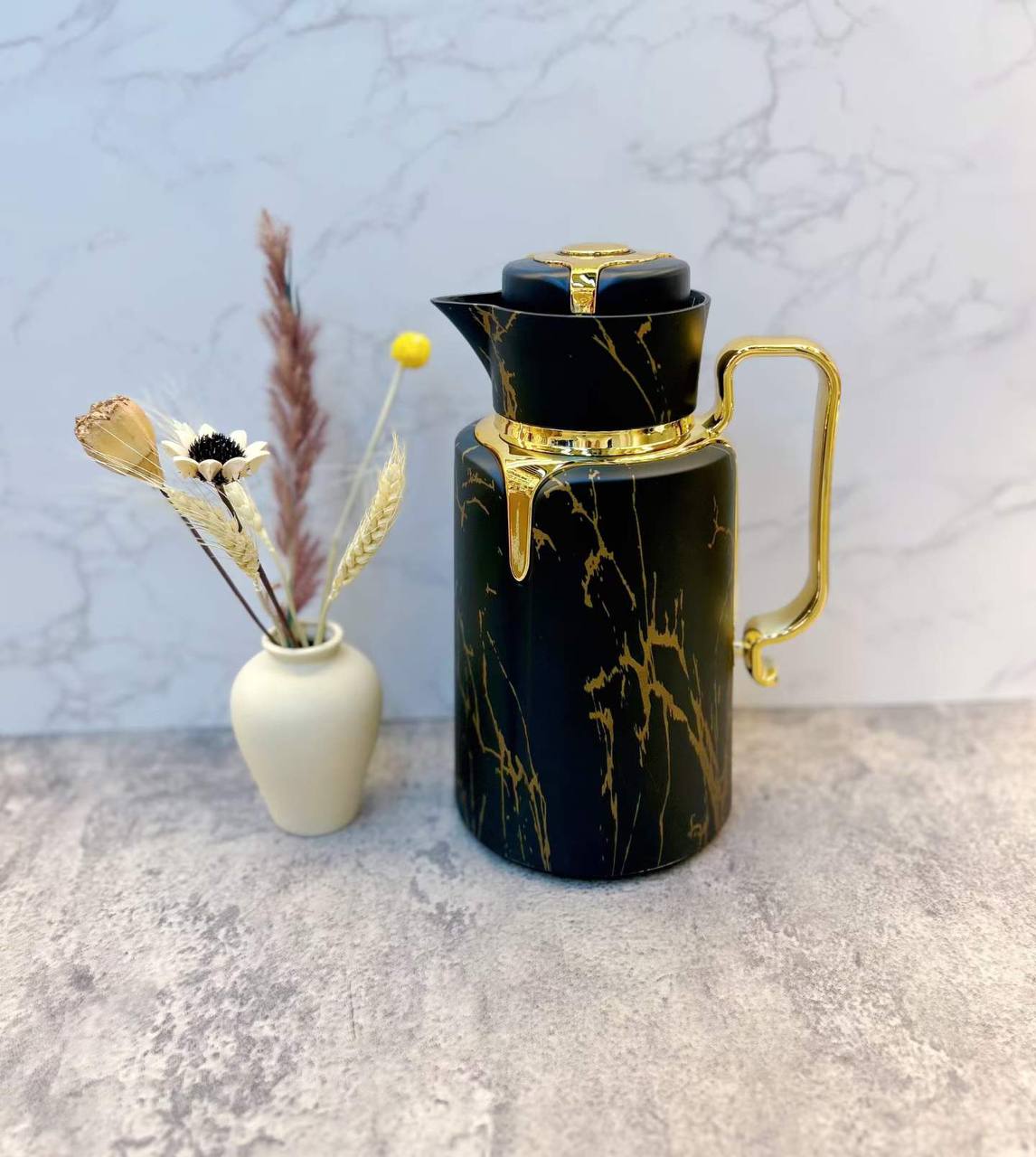 Elegant Vaccum Flask.