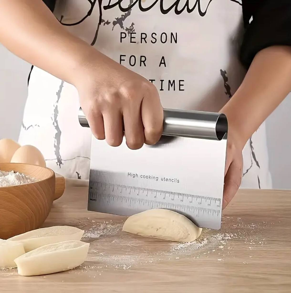 Pro Dough Pastry Scraper/Cutter/Chopper