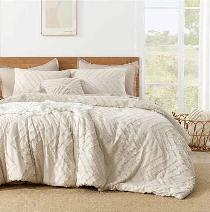 Tufted Duvet
with 1 bedsheet and 4 pillow cases.