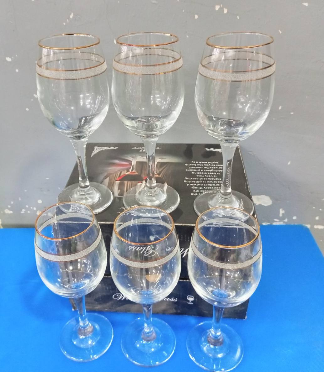 6 PCs wine glasses