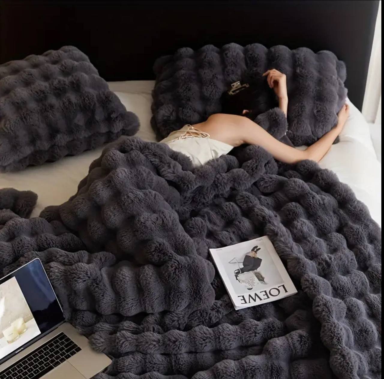 Premium quality Soft Bubble Winter Throw Blanket 180*200cm (6*6)