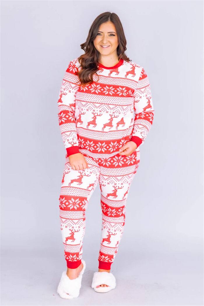 Christmas pajamas outfit for both Adults &kids pyjamas set(top+pant)
Material: Poly Cotton