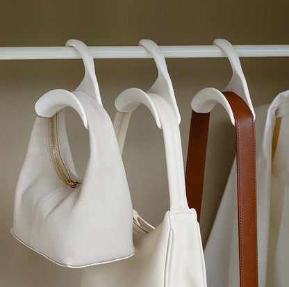 bag hanger
