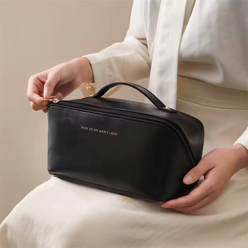 Large Cosmetic Bag For Women Pu Leather Make Up Pouch Portable Washbag Travel Toiletries Organizer Storage Luxury Brand Hangbag