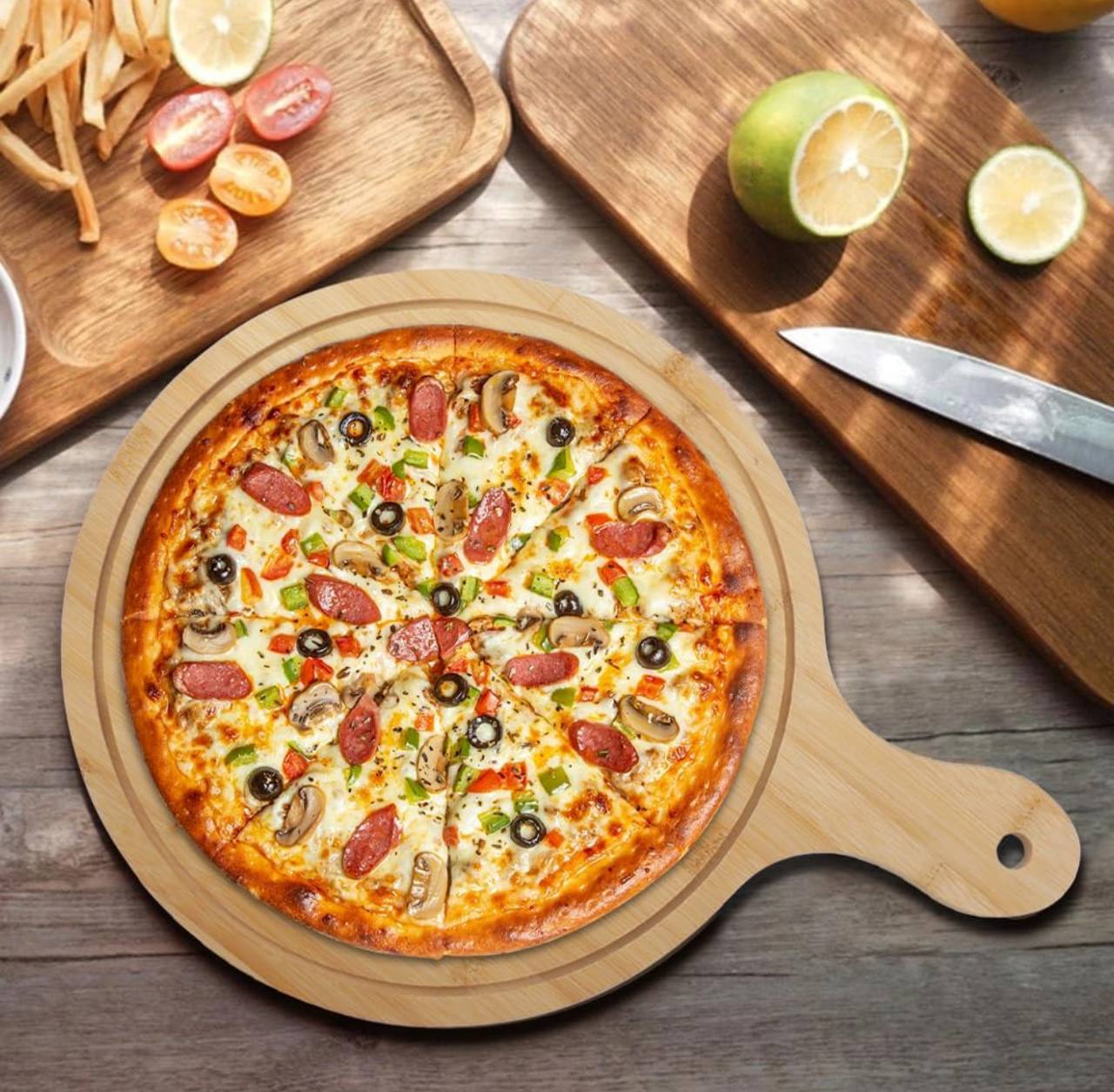 Bamboo pizza board plate 
Medium 40x26cm