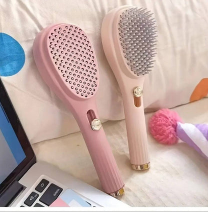New design detangling comb