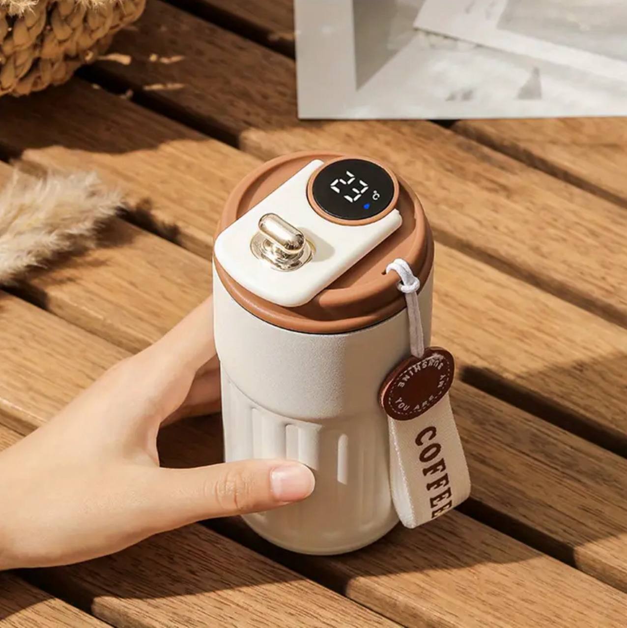 460Ml  Stainless steel insulated Vacuum cup with Temp Display