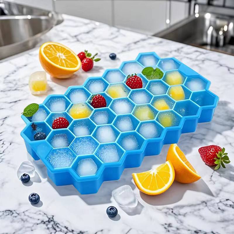 Reusable honeycomb silicone ice cube mould
